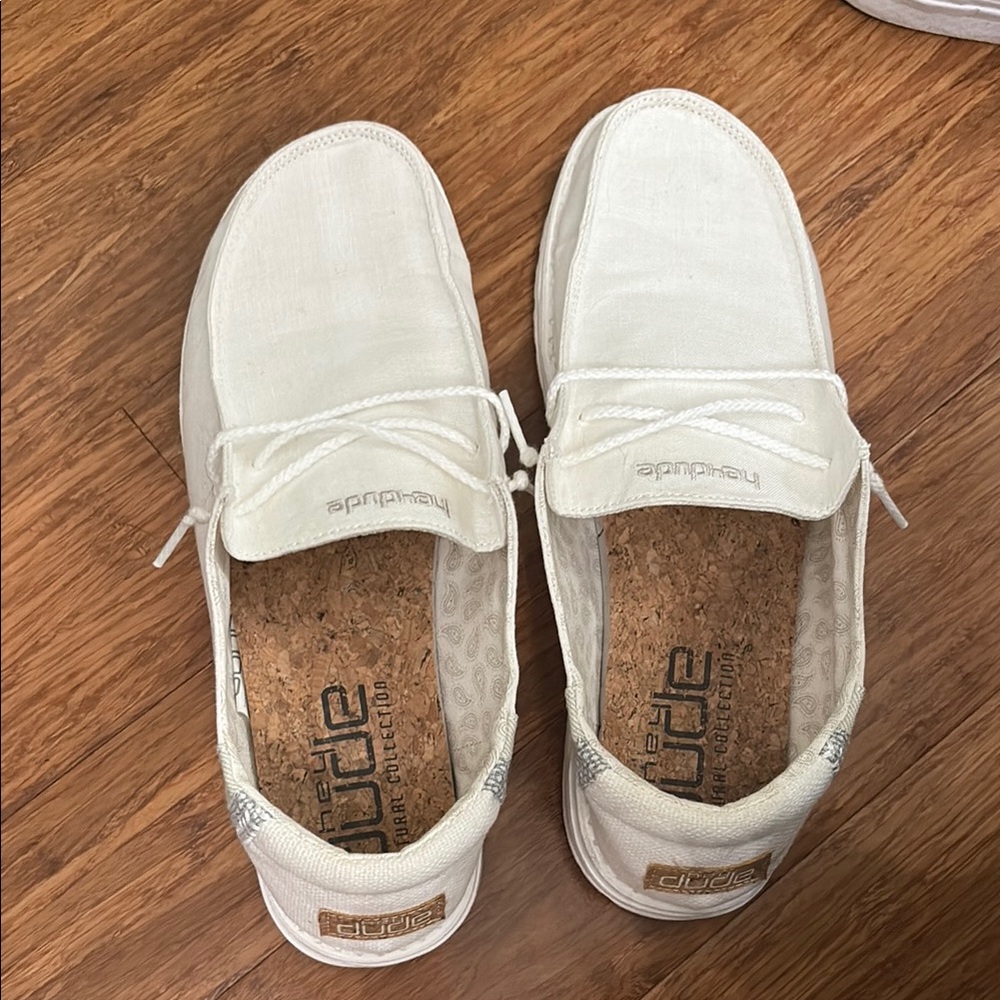 Hey Dude Women’s Cream Slip-On Loafers